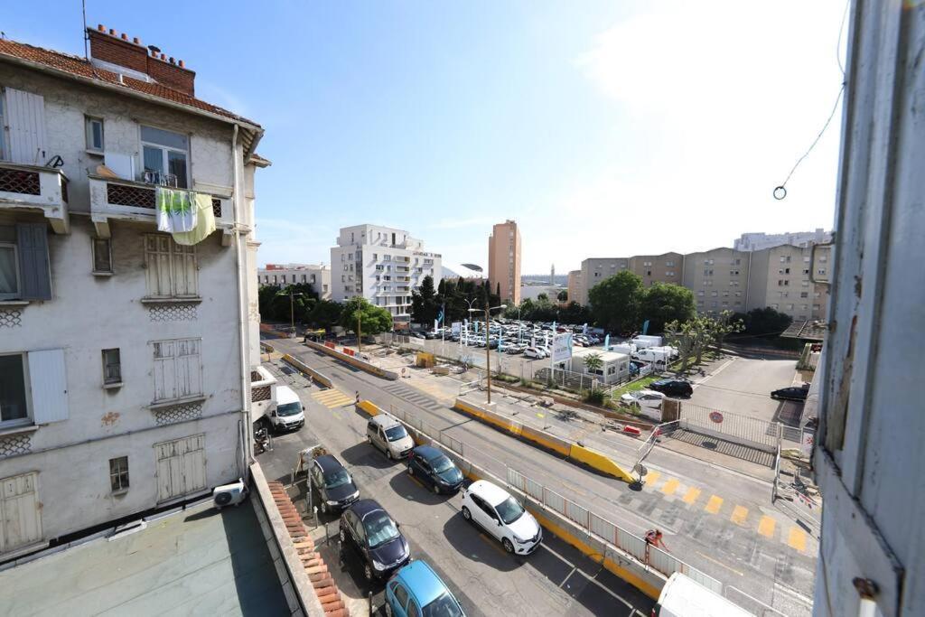 T2 Refait A Neuf Au Porte Du Velodrome - Parc Chanot Apartamento Marselha Exterior foto
